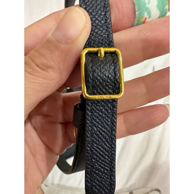 Celine trotteur 全新深藍色小盾牌包 馬鞍包-2