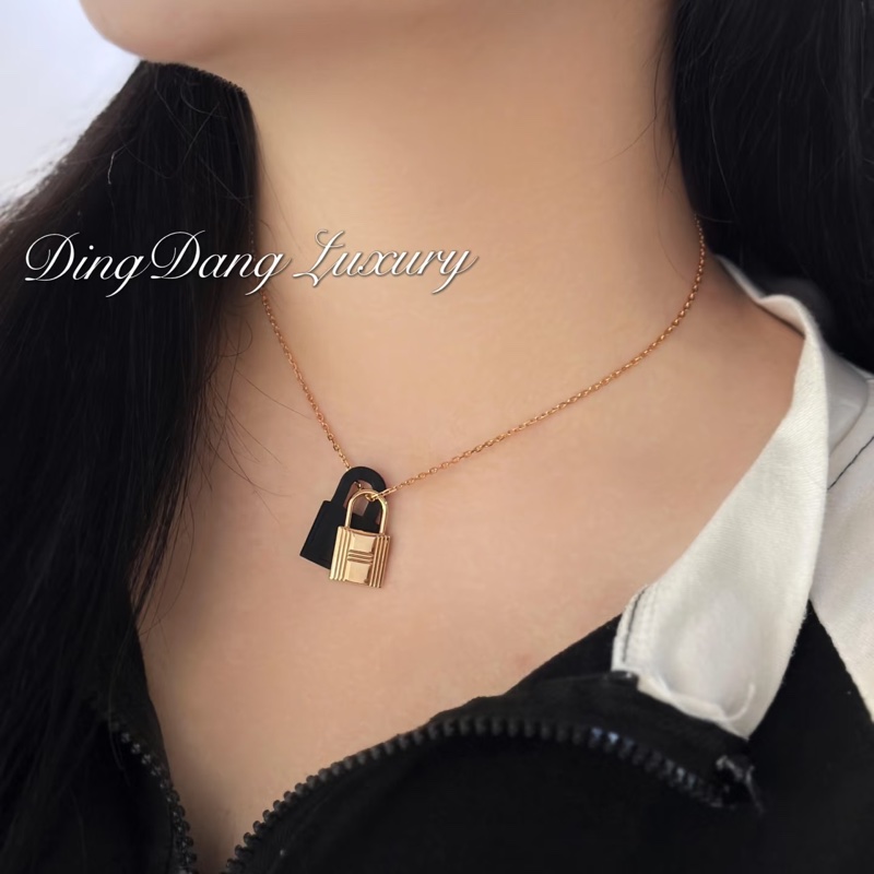莉亞精品♡ Hermes 鎖頭皮革項鍊 #z刻 二手美品-1