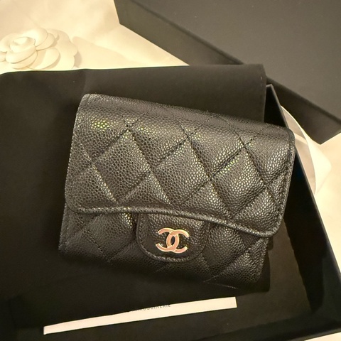 💖Chanel 三折皮夾 內有零錢包💖 黑色金釦 荔枝皮 全新