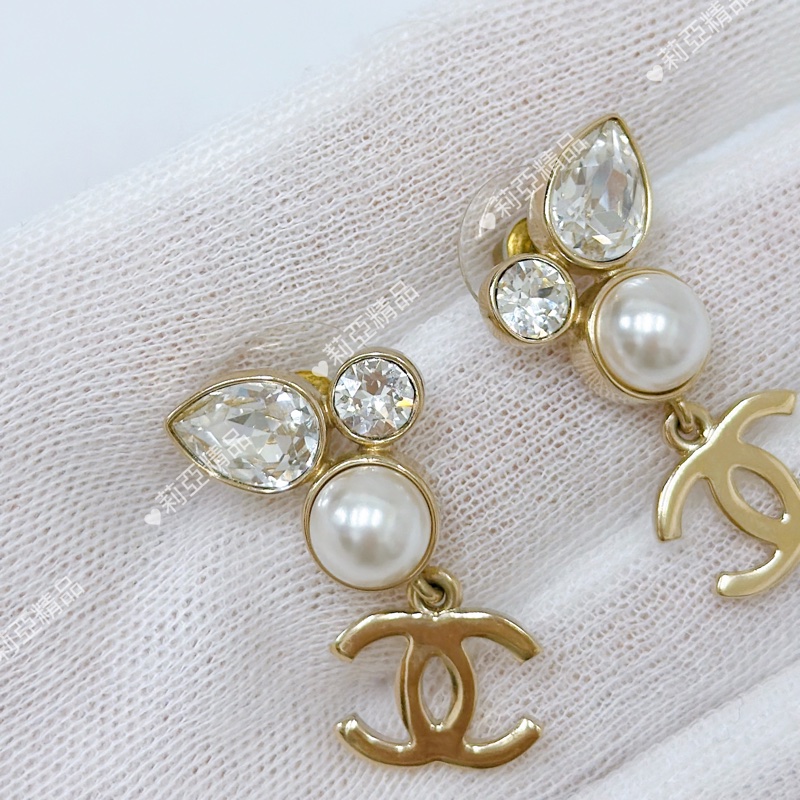 莉亞精品♡ Chanel 珍珠水鑽耳環 二手美品-3