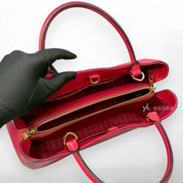 A13185-LV Montaigne MM 桃紅壓花牛皮蒙田包 M41194-4