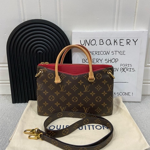 98新❤️LV 路易威登 pallas 傳奇bb手提斜挎包 精緻小巧 但是很能裝