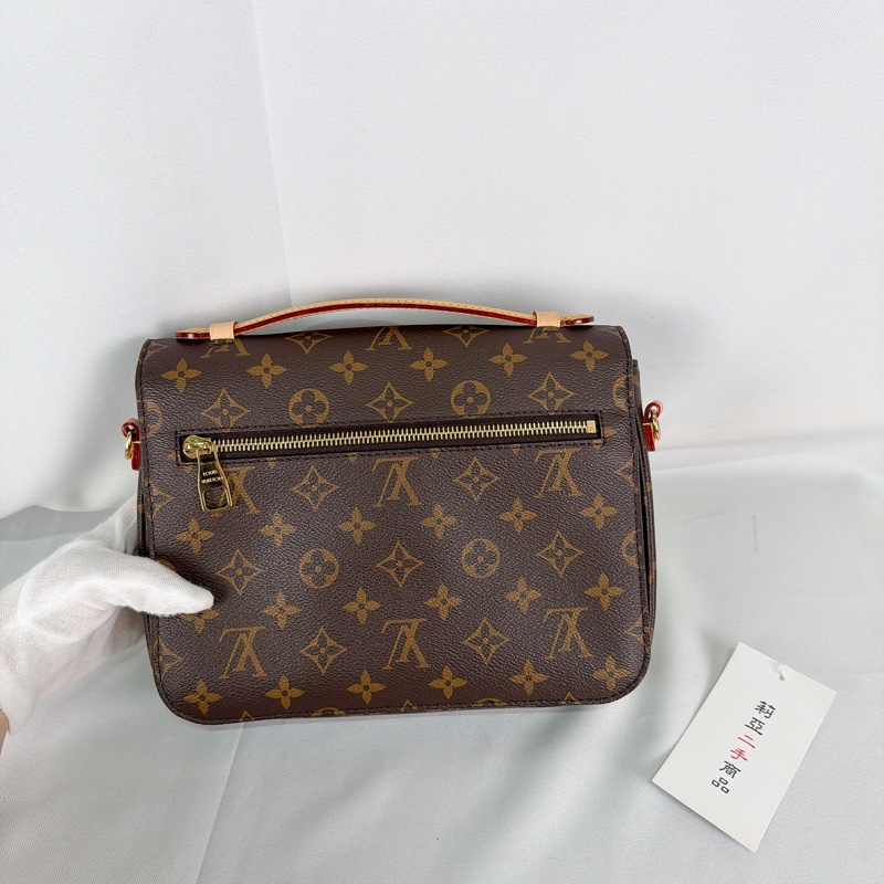 莉亞精品♡ LV 經典老花郵差包 二手美品-2