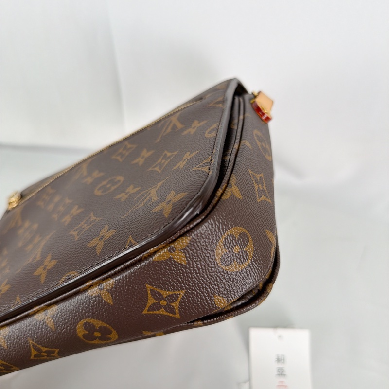 莉亞精品♡ LV 經典老花郵差包 二手美品-14