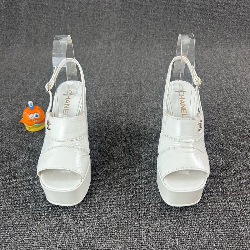 Chanel香奈兒白色厚底涼鞋 尺碼：36.5 碼 單品🧡-1