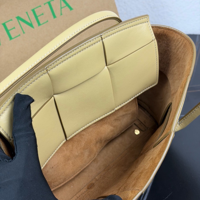 Bottega Veneta 葆蝶家bv Arco 奶黃色編織牛皮手提包 小號-6