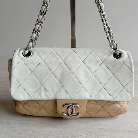 Chanel香奈兒米白拼色CF鏈條包 12開 底長25cm 🈚附件：單品