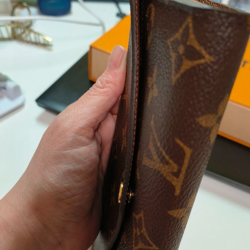 LV Louis Vuitton 路易威登 Sarah 莎拉 長夾 (內裡咖啡色)-7