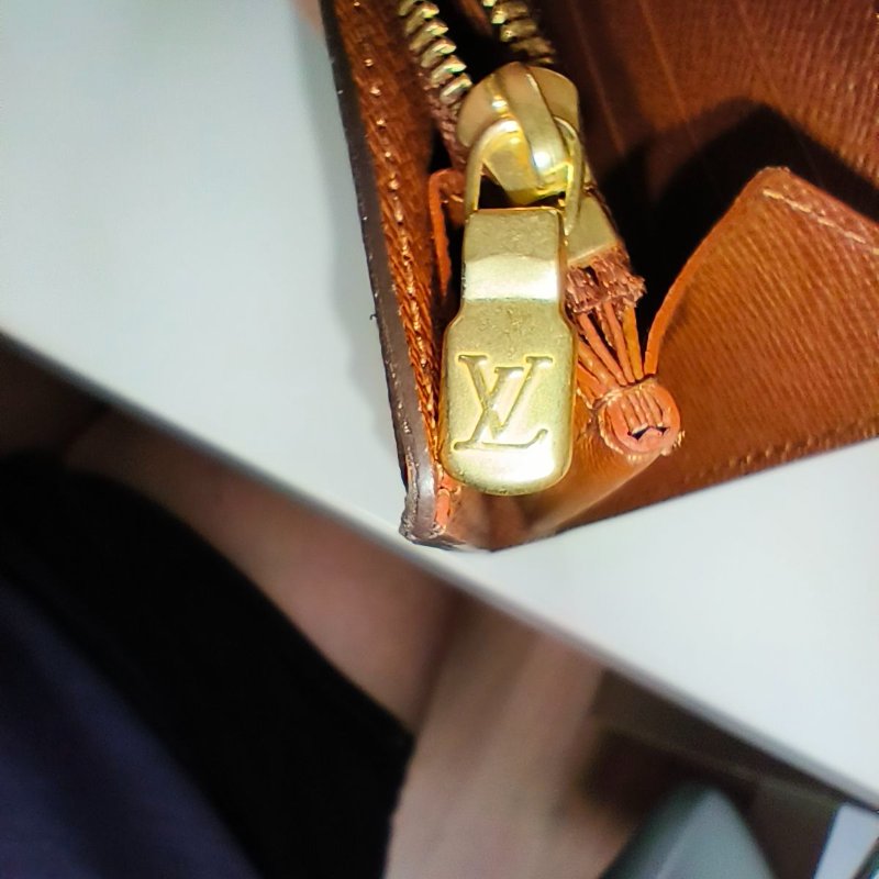 LV Louis Vuitton 路易威登 Sarah 莎拉 長夾 (內裡咖啡色)-16