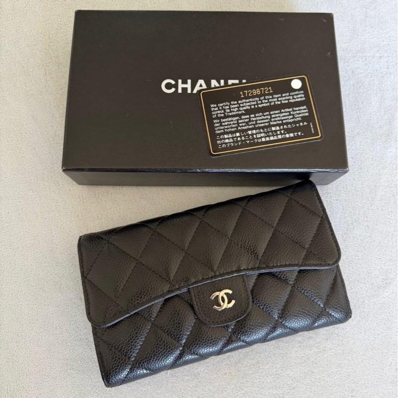 CHANEL 黑銀荔枝牛皮長夾-1