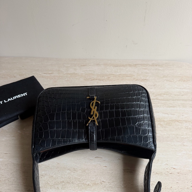YSL聖羅蘭黑色鰐魚壓紋hobo腋下包 底長23cm-4