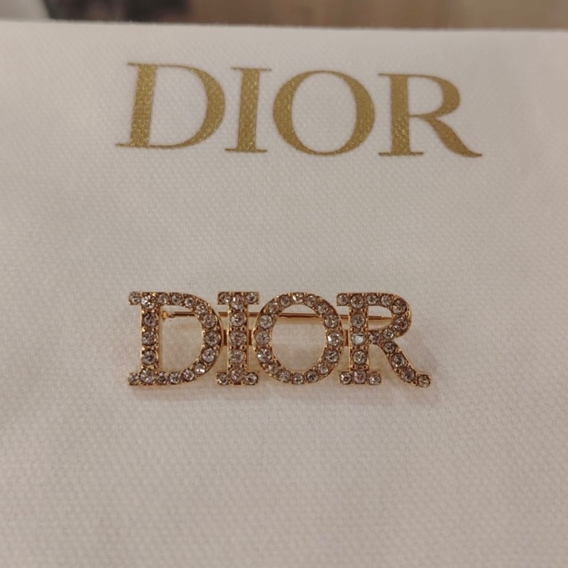 Dior 精緻典雅胸針-5