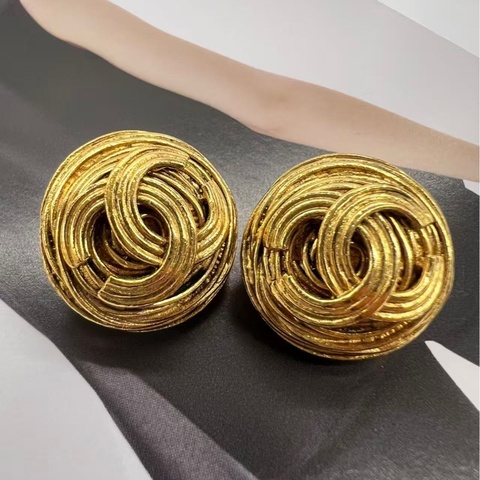 Chanel CC Logo金色耳飾