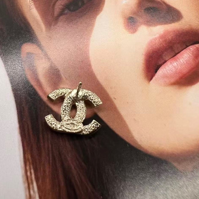 Chanel CC Logo 簡約水鑽耳環-2