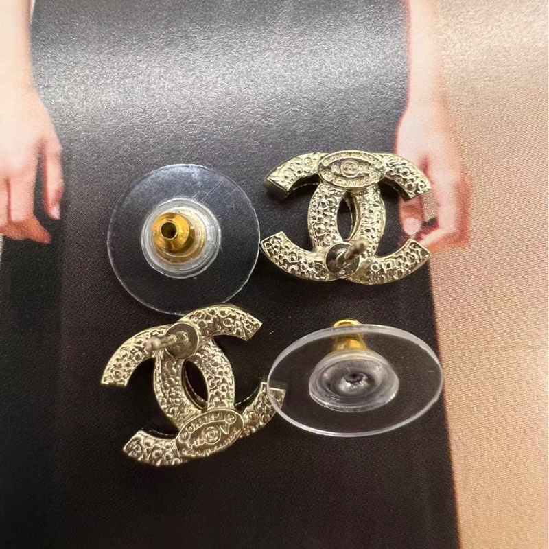 Chanel CC Logo 簡約水鑽耳環-5
