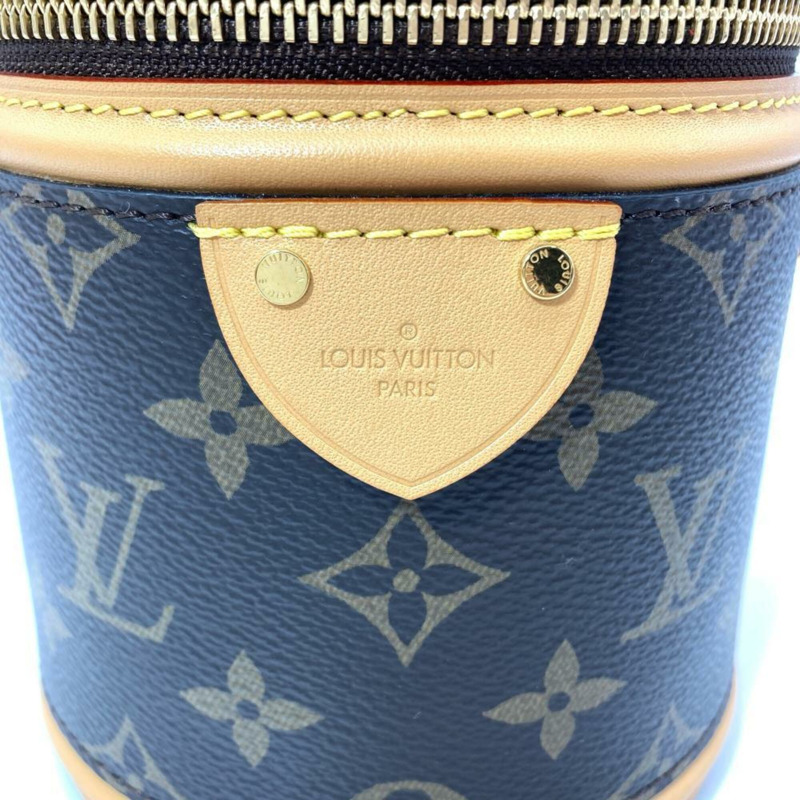 Louis Vuitton Nano Cannes 肩背包，Monogram 帆布，M82952，棕色，金色五金，RFID，女士款。-4