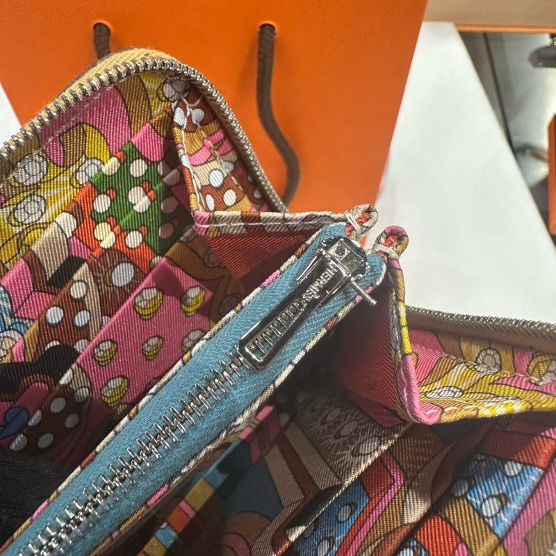近新閒置B刻🌟Hermes Silk In 短夾 餅乾色｜Classic Trend CT精品｜台北東區實體-6