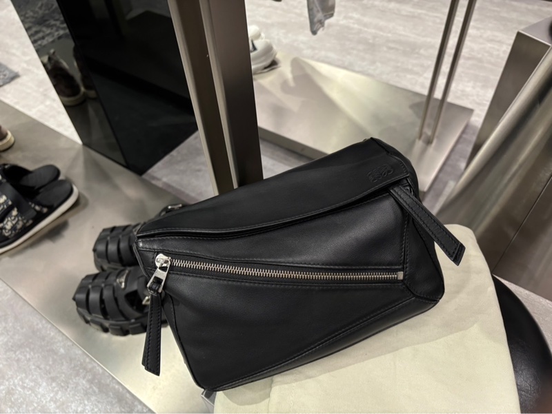 美二手🌟Loewe Puzzle 24cm 腰包 胸包｜Classic Trend CT精品｜台北東區實體-6