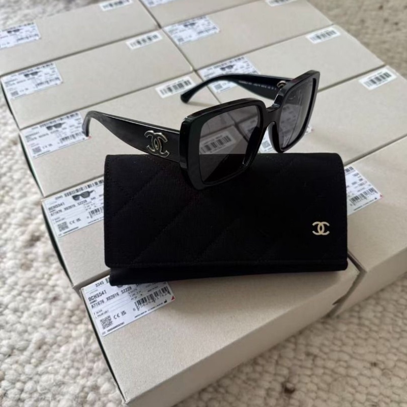 Chanel 新款大方框CH5541黑色墨鏡 全新全配-2