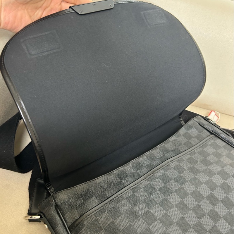 LV路易威登黑棋盤郵差包翻蓋包格子公文包斜挎包 翻蓋包容量大可做電腦包 小號-7