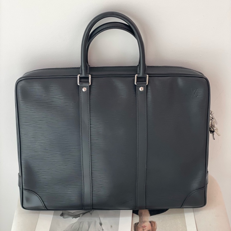 LV 黑色水波紋手提公文包！-0