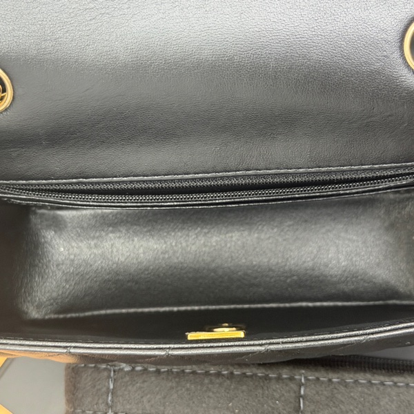 香奈兒 Chanel mini coco cf20 黑淡金 小羊皮-11