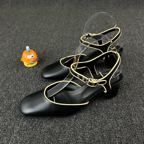 HERMES愛馬仕 Kristen瑪麗珍涼鞋 尺碼:39 碼 已貼底🧡