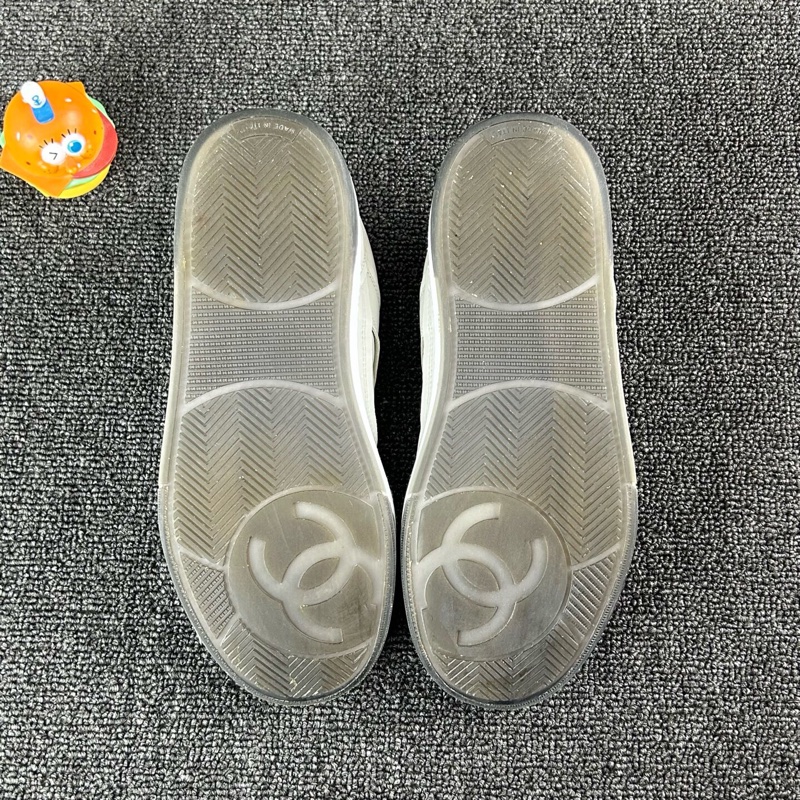 Chanel香奈兒24P白色板鞋 尺碼：35.5 碼🧡-7