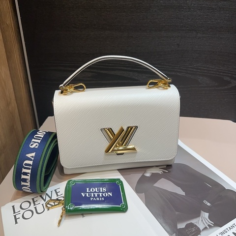 Lv 白EPI Twist MM手提斜背包