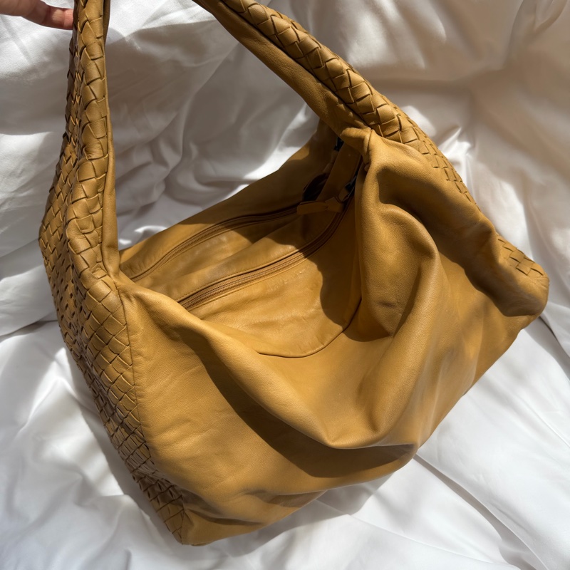 Bottega Veneta 卡其色 奶茶色 蝴蝶結 編織 Hobo 單肩包-1