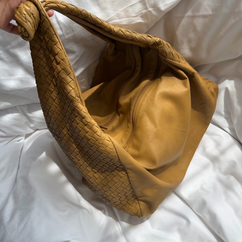 Bottega Veneta 卡其色 奶茶色 蝴蝶結 編織 Hobo 單肩包-11