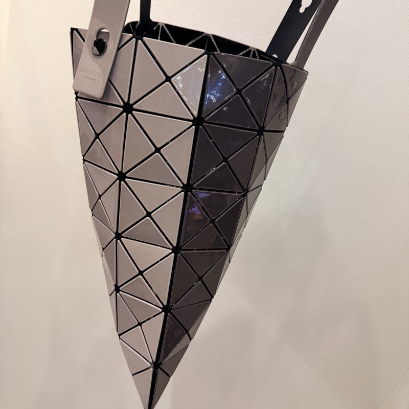 ISSEY MIYAKE 三宅一生 BAO BAO 雙色 六格 手提包 肩背包-3
