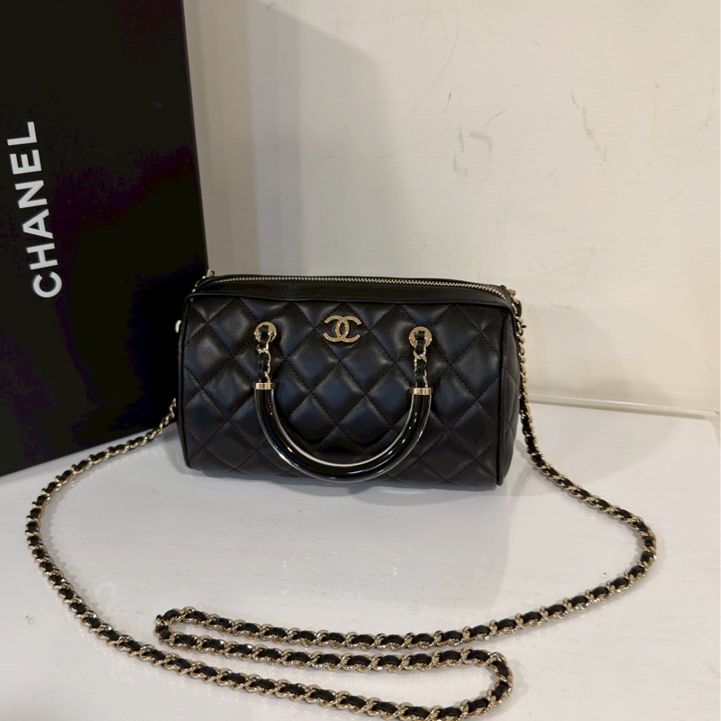 精緻小巧百搭✨99新🆕Chanel香奈兒黑金25c手柄波士頓保齡球包手提單肩斜挎包-10