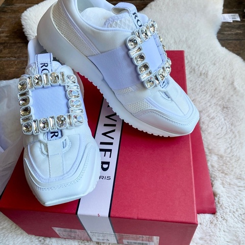 Roger Vivier Viv Go Strass Buckle Sneakers 全新品