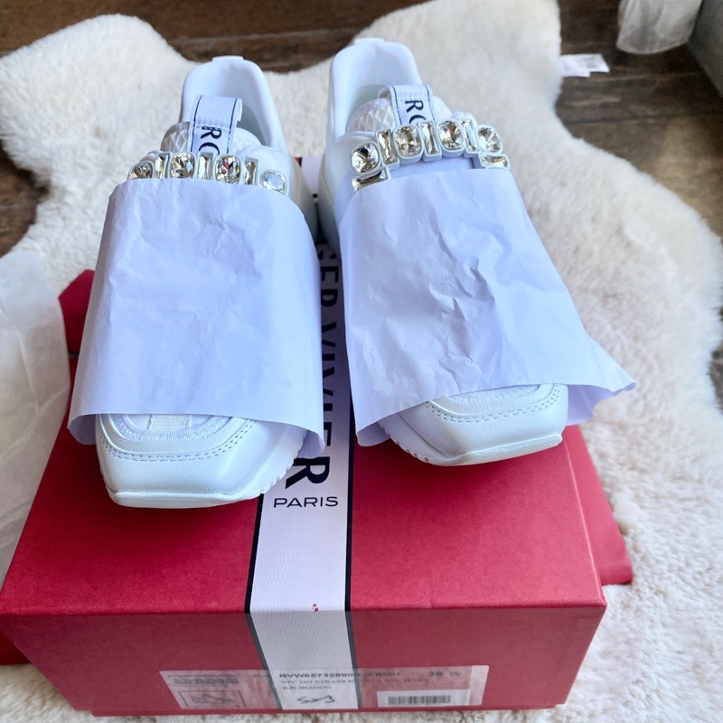 Roger Vivier Viv Go Strass Buckle Sneakers 全新品-1