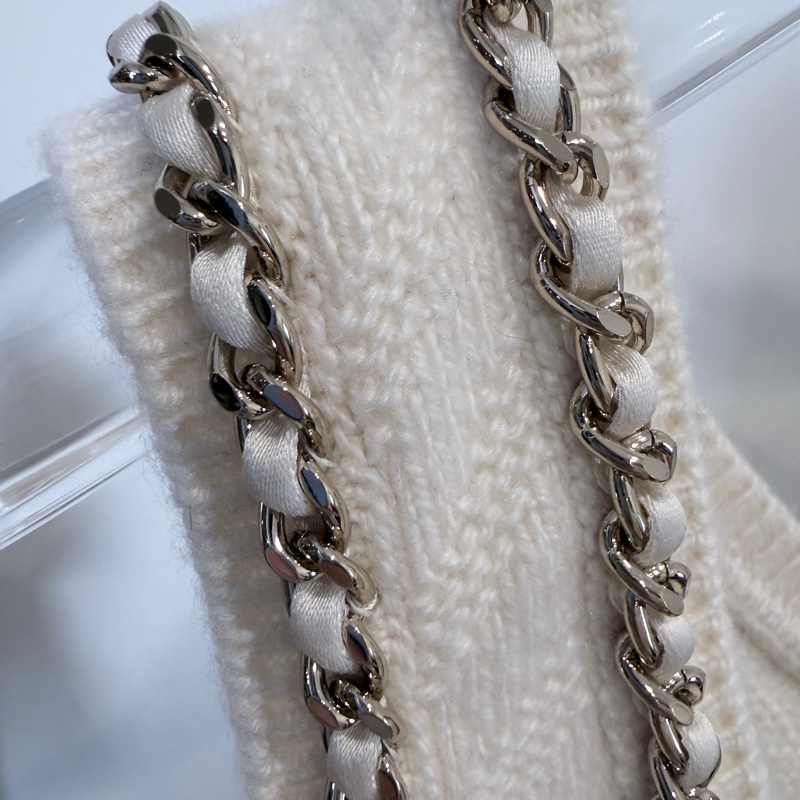 全新✨CHANEL✨2025鏈條大U背心 #40-6