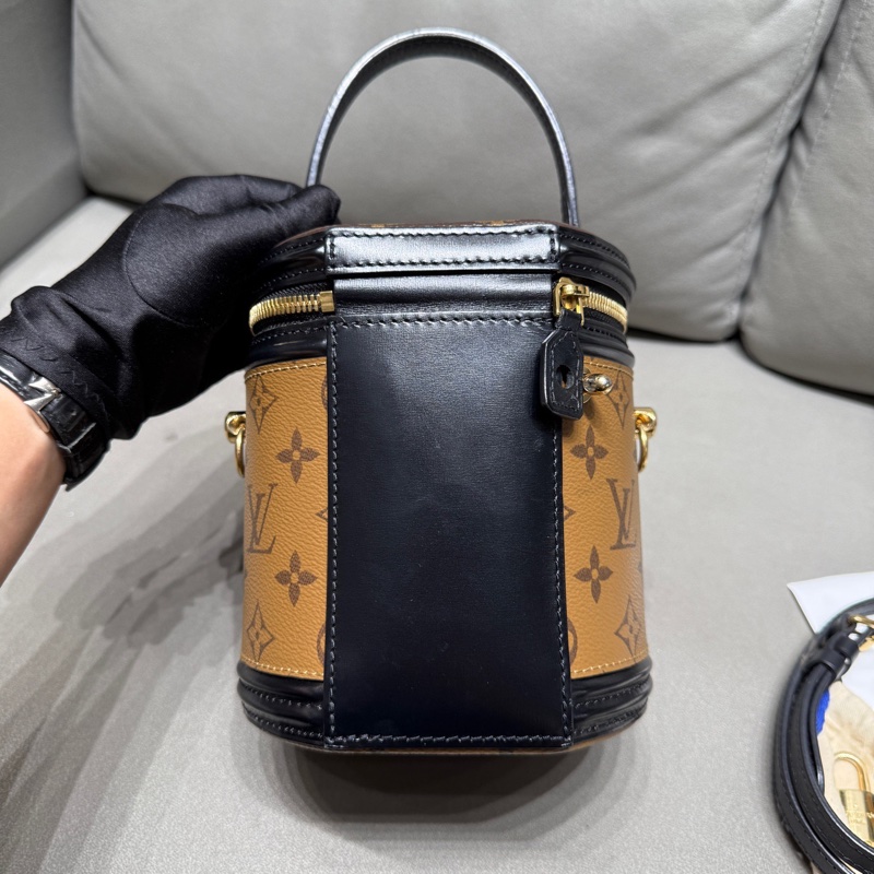 Louis Vuitton路易威登 發財桶 尺寸15*17*14c 有購證-2