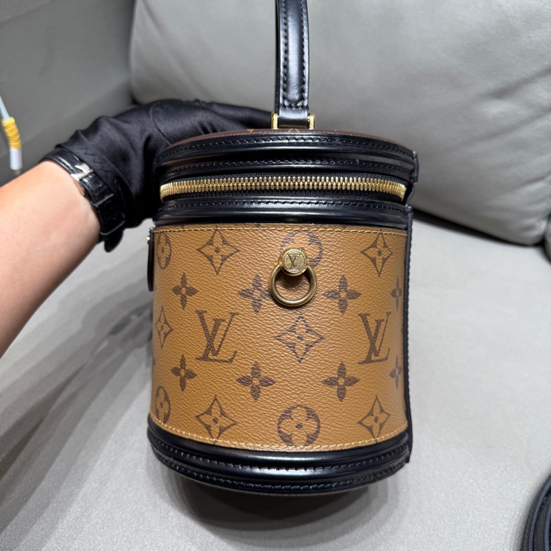 Louis Vuitton路易威登 發財桶 尺寸15*17*14c 有購證-3