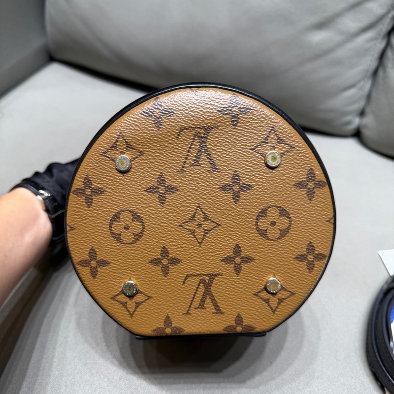Louis Vuitton路易威登 發財桶 尺寸15*17*14c 有購證-6