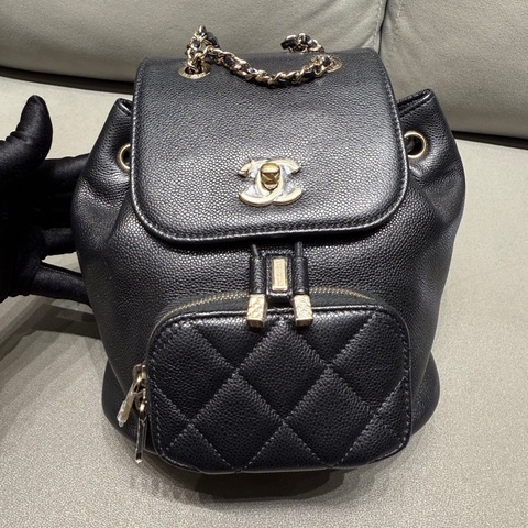閒置新未使用Chanel香奈兒Affinity雙肩包小號黑金牛 25年芯片配塵袋