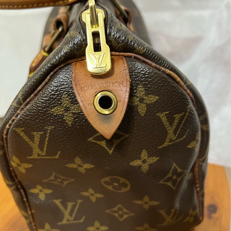 LV speedy 25-22