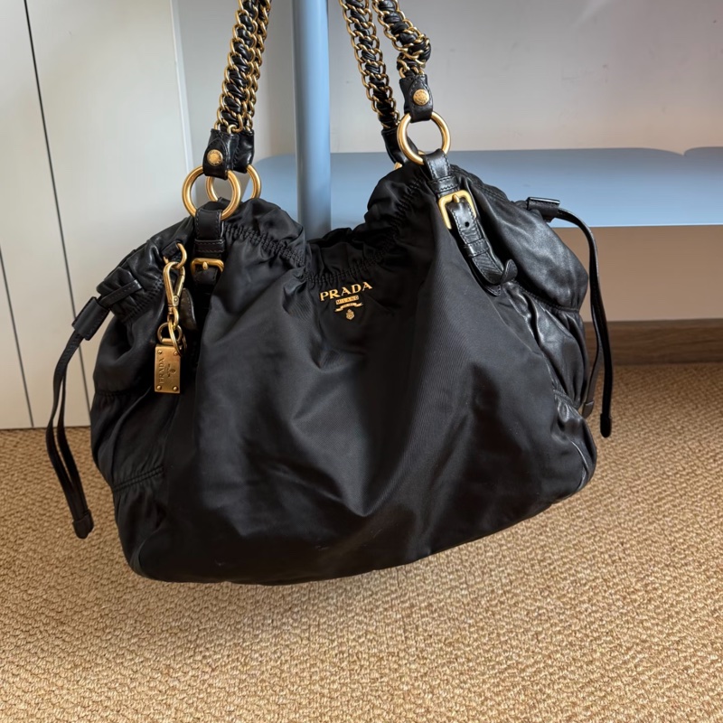Prada • 黑銀圓環重工尼龍托特包-2