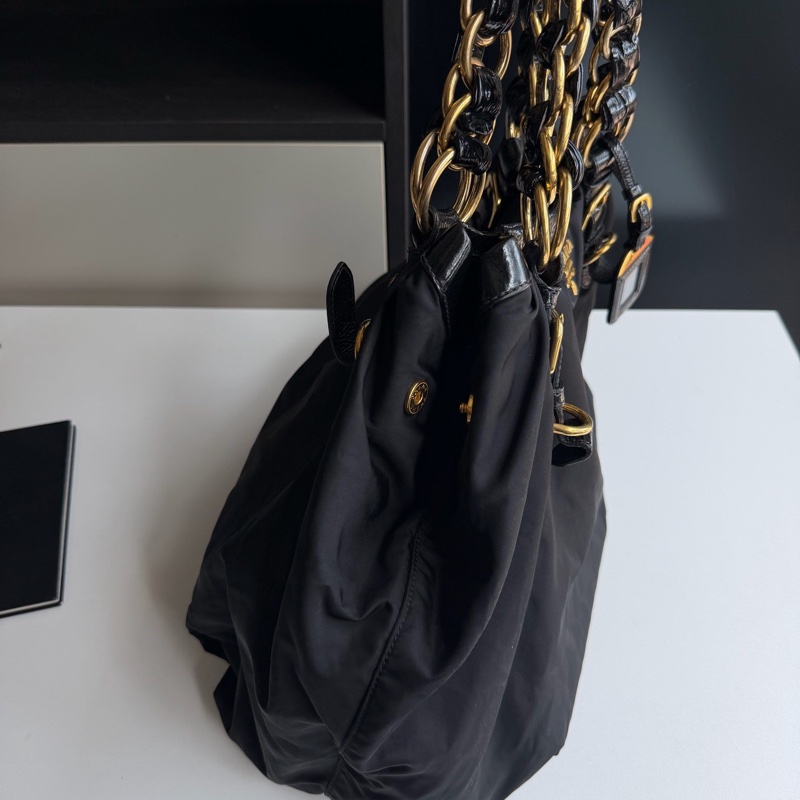 Prada • 黑銀圓環重工尼龍托特包-5
