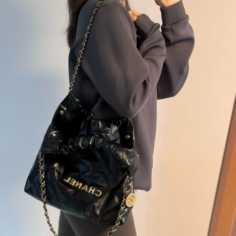 CHANEL 22 Bag - 小號黑金-1