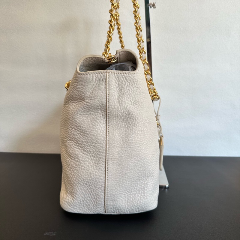 Prada • 白金荔枝牛皮托特包-5