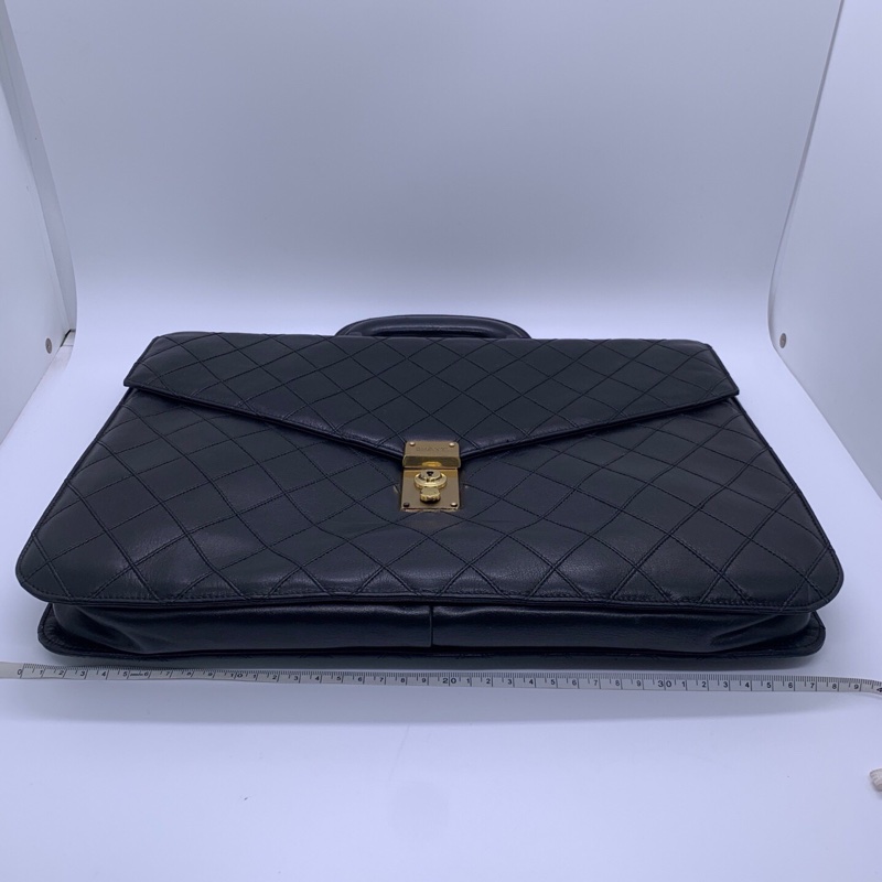 Chanel香奈兒 牛皮菱格公文包中古款 黃銅鎖扣帶CHANEL刻字-8