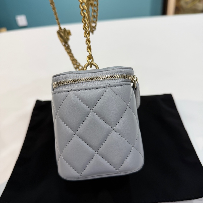 Chanel 香奈兒 23B 金柱調節扣 灰色長盒子  有鏡子 新鐳射 芯片款 有塵袋-2