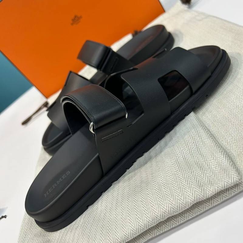 全新hermes 愛馬仕 黑色 男女同款，二舅拖鞋，鞋碼39碼 有其它尺碼-4