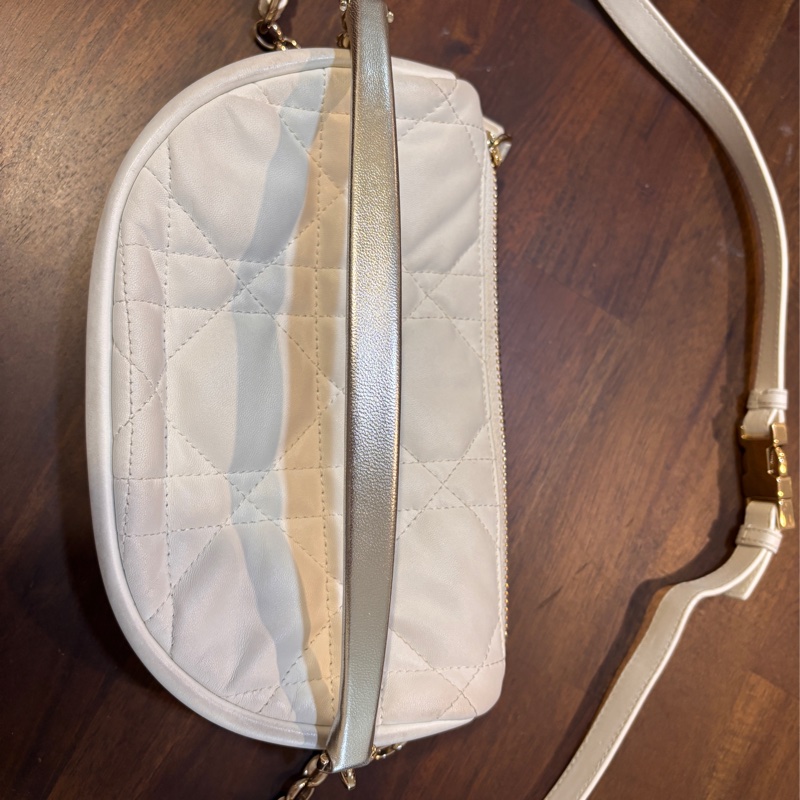 Dior 迪奧 Vibe Hobo 白色羊皮肩包-11