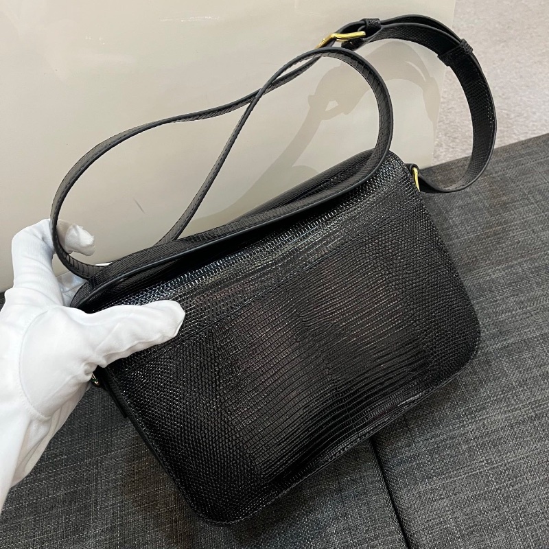 Celine Triomphe Lizard ( Black / Gold )-1